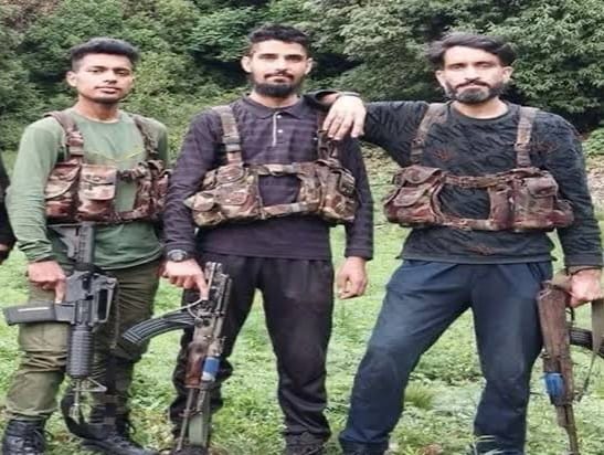 ভারতে ছিল পহেলগাঁও হামলার জঙ্গিরা! তদন্তে বেরিয়ে এলো চাঞ্চল্যকর তথ্য