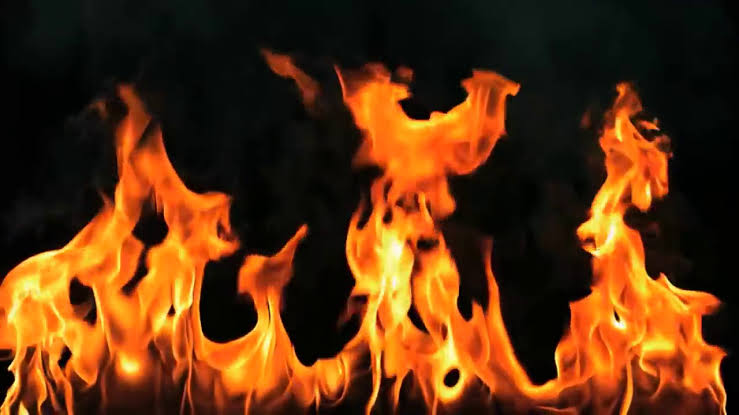 স্কুলের হস্টেলে আগুন, মৃত্যু ছাত্রের !