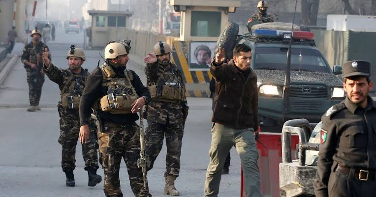 তালিবানি হামলায় রক্তাক্ত পাকিস্তান , নিহত তিন পুলিশ..